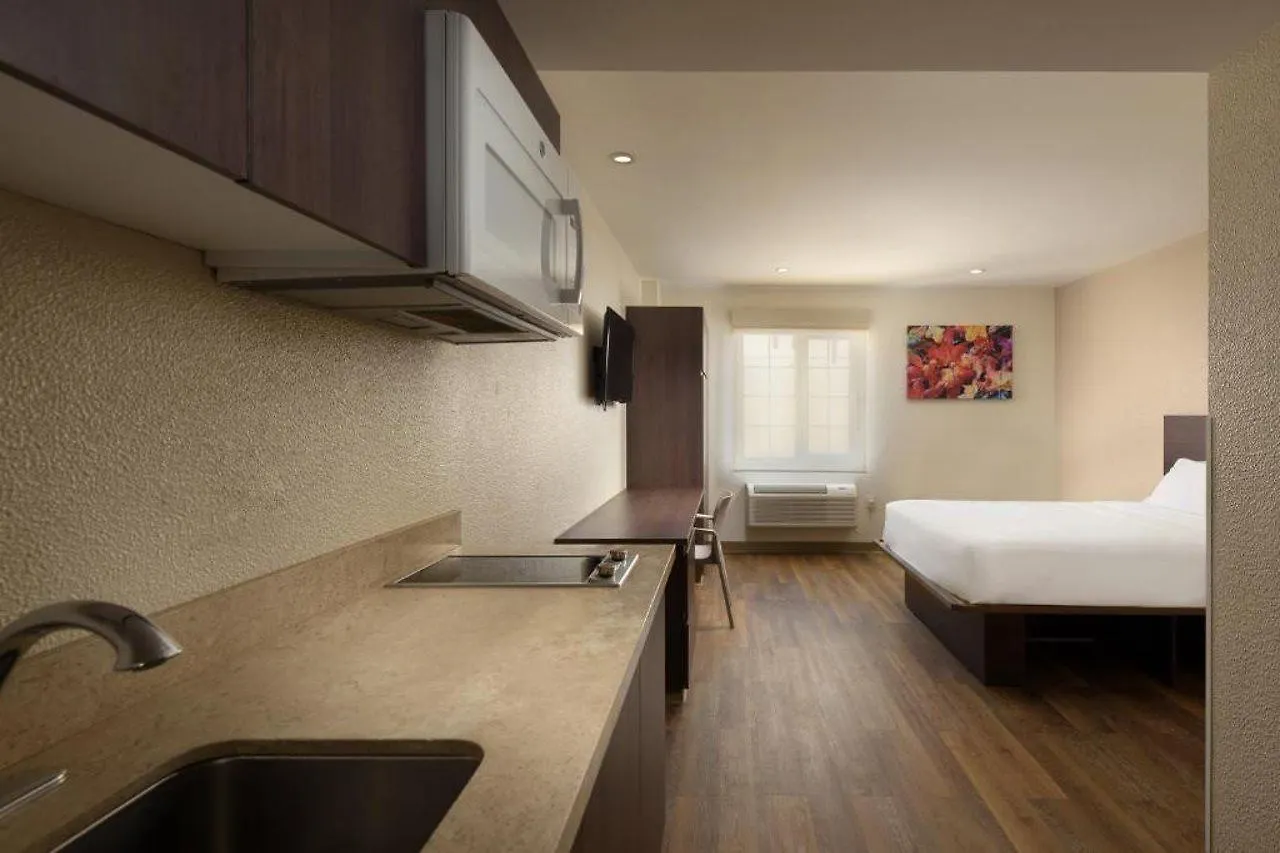 *** Aparthotel Extended Suites Queretaro Juriquilla Mexico