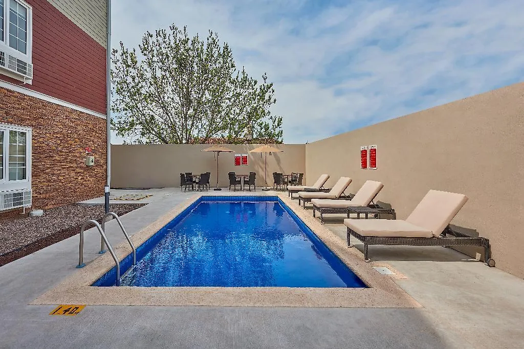 Extended Suites Queretaro Juriquilla 3*, Jurica